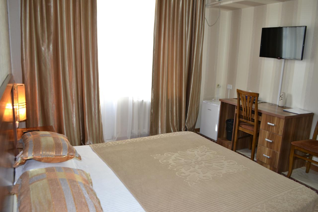 Gostinitsa Grand Hotel Kyzylorda Luaran gambar