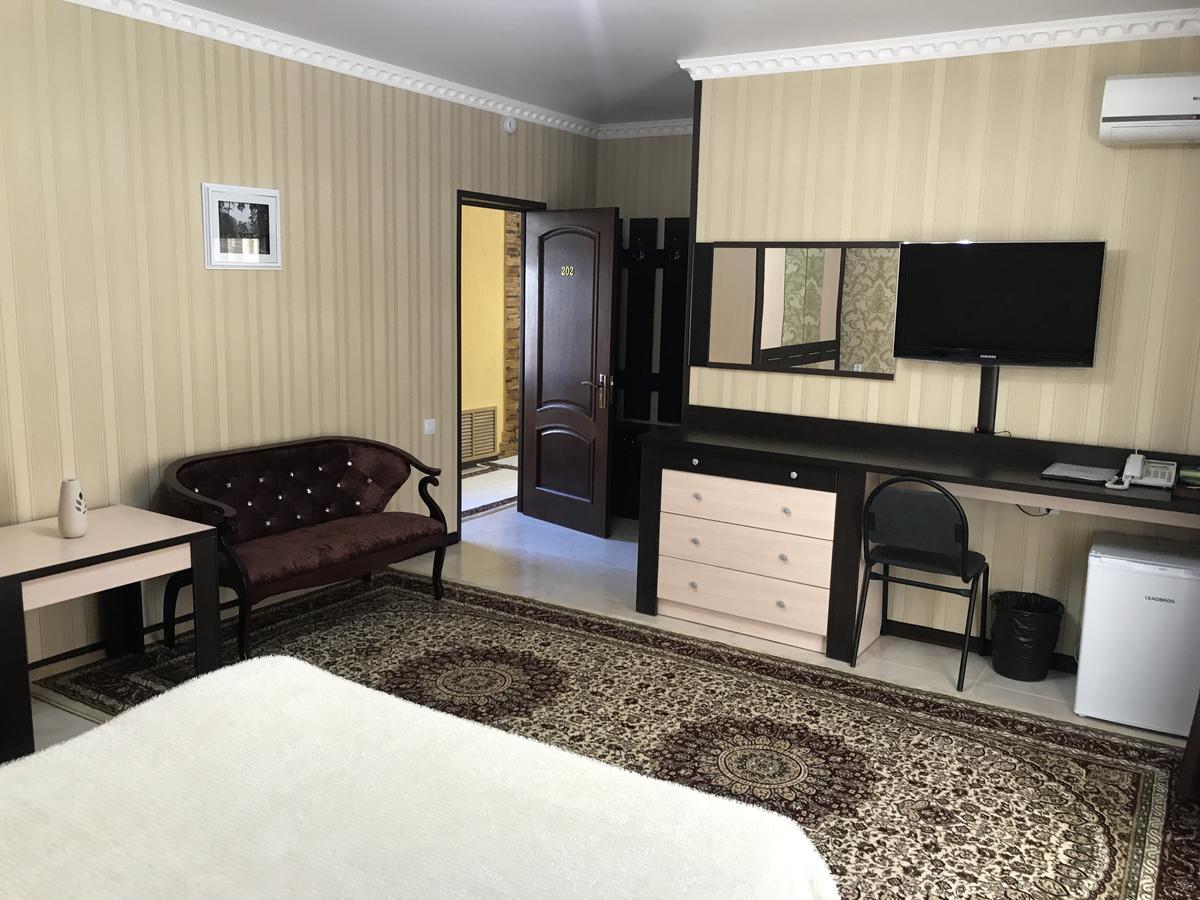 Gostinitsa Grand Hotel Kyzylorda Luaran gambar